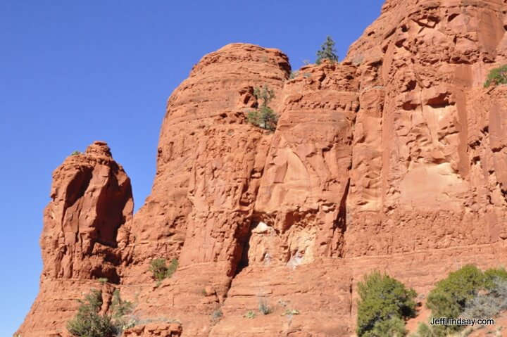 Red sandstone cliffs in Sedona, Arizona.