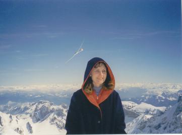 Kendra on Santis in Switzerland
