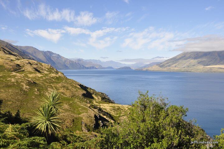 New Zealand: lake