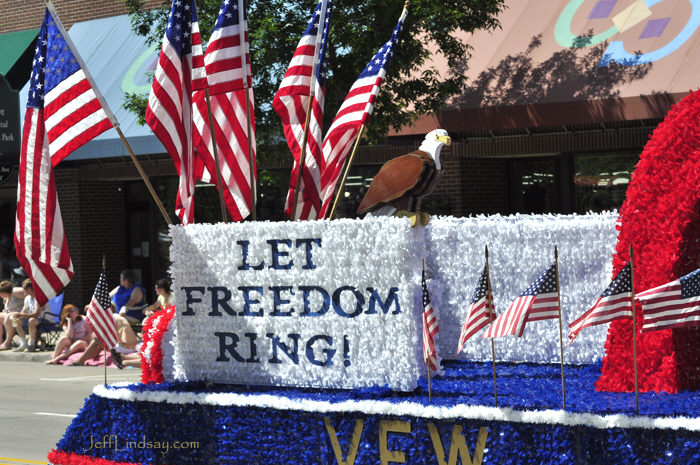 Let Freedom Ring: A float from the US Navy