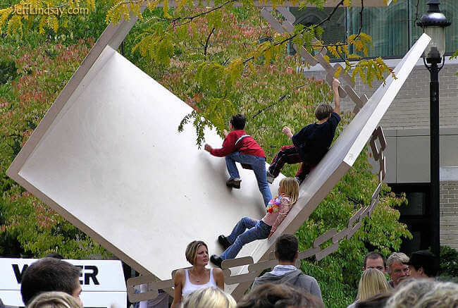 The Metamorphosis sculpture at Houdini Plaza: a perfect place for a little  relaxation from the stress of Octoberfest. Works like magic.