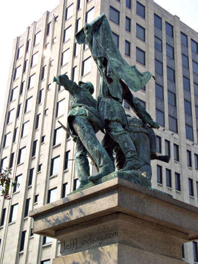 The memorial sculpture at Soldier Square, taken during Houdini Days, Sept. 4, 2004.