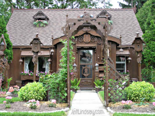 A fascinating home on Appleton's north side.