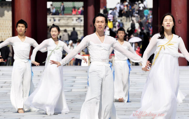 Korean dancers rehearsing in Seoul at Gyeongbokgung Palace, one of Seoul's great attractions.