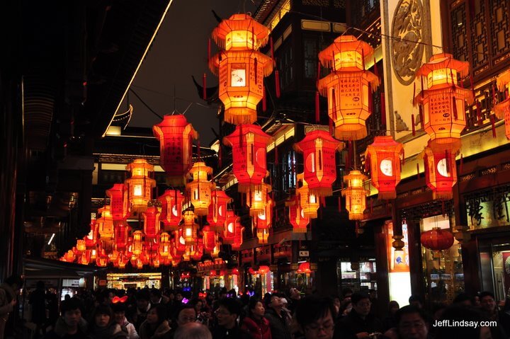 Yu Yuan Garden: Lanterns.