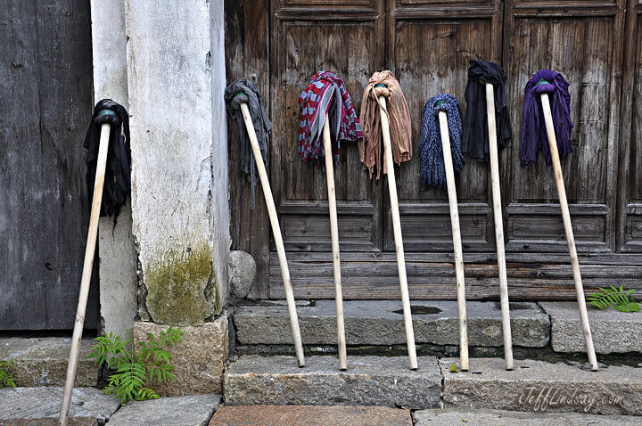 Some mops at Wu Zhen.