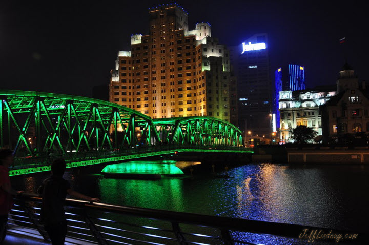 Shanghai's most famous and most photographed bridge, it's first steel bridge, the Wai Bai Du bridge on the Bund.