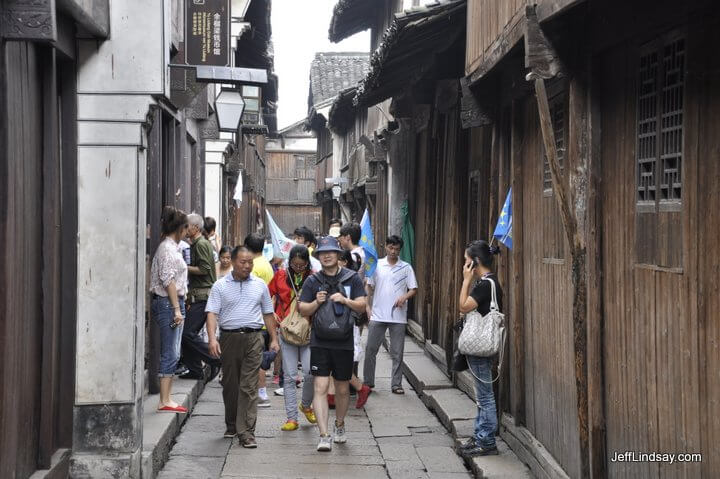 A ztreet scene in Wuzhen.