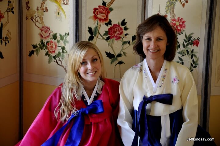 Kendra and Julie at a teahouse cultural exhibit in Seoul, Korea, October 2011.