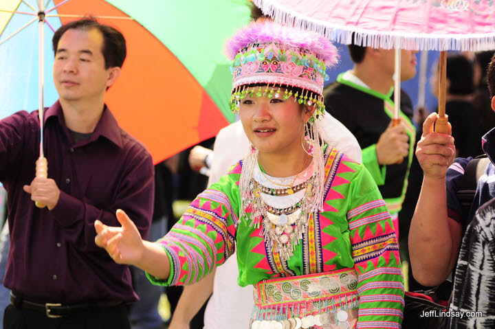 More Hmong ball tossing.