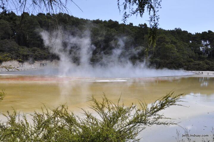 New Zealand: Champagne Pool