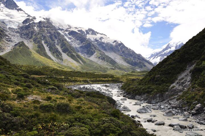 New Zealand: near Mount Cook