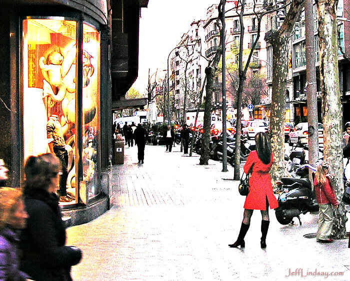 Woman waiting a little north of Catalunya Place.